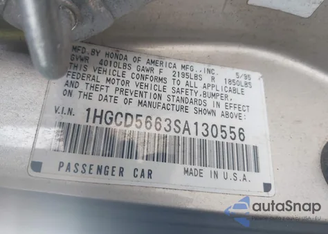 1995 Honda Accord Ex z USA, uszkodzony, nr VIN 1HGCD5663SA130556